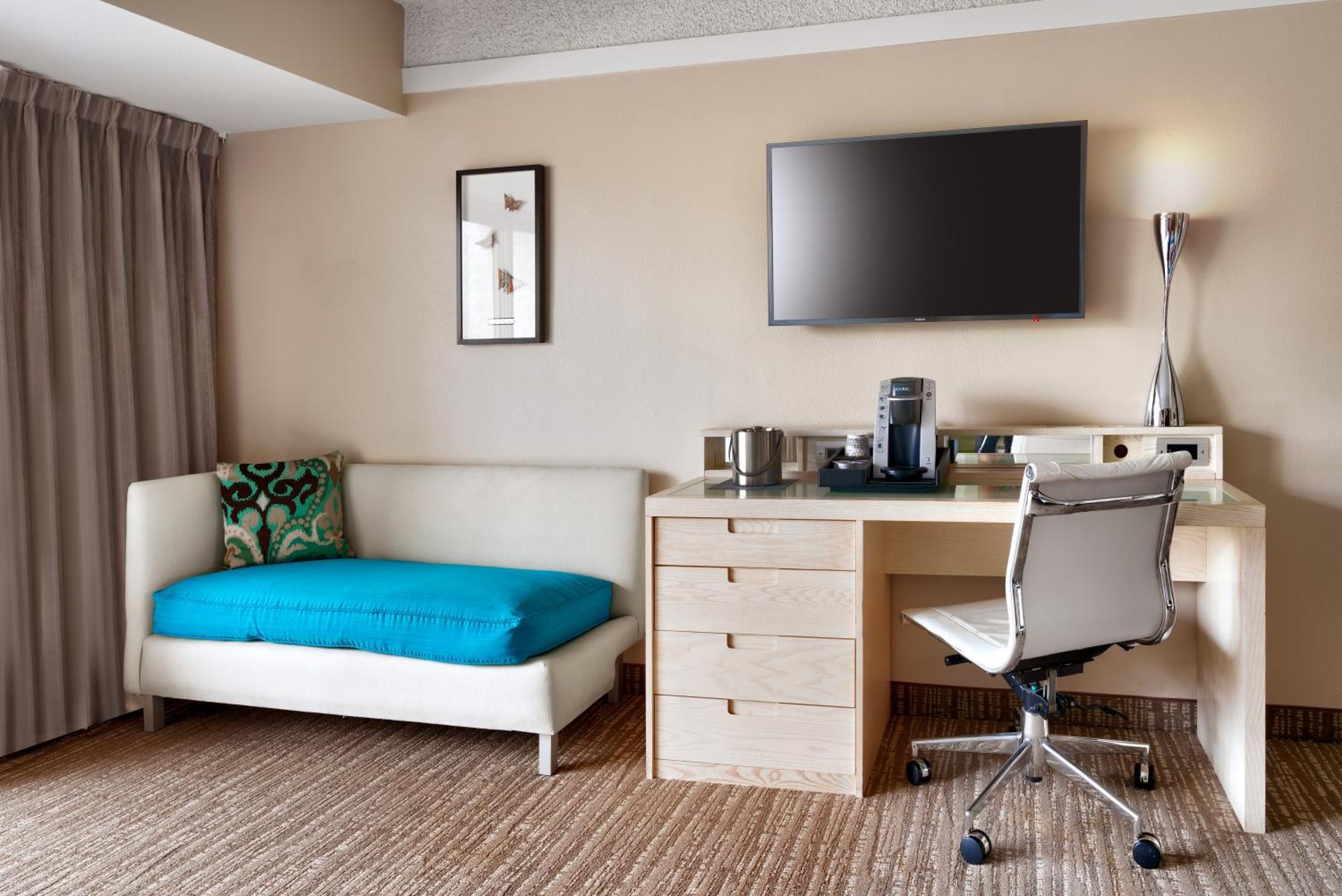 เอเทรียม โฮเทล แอต ออเรนจ์ เคาน์ตี แอร์พอร์ต Hotel เออร์ไวน์ ภายนอก รูปภาพ